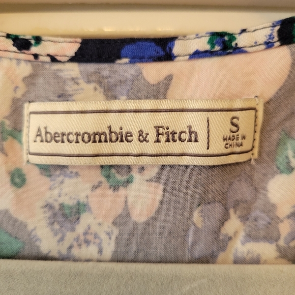 Abercrombie & Fitch Blue Floral Wide Leg Crop Jumpsuit Size Small - Picture 4 of 4